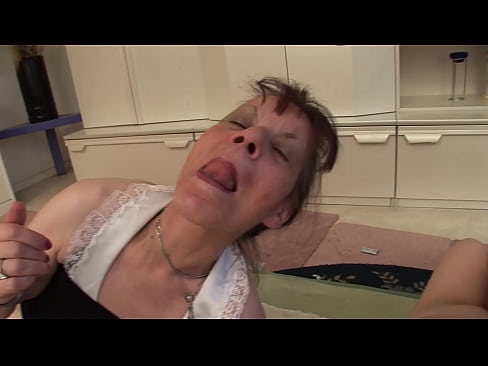 ❤️ To bedstemødre og en bedstefar har en trekant Sluts at da.https-tubsexer.ru