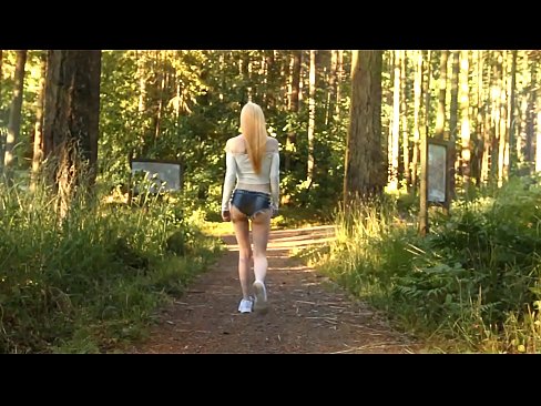 ❤️ Smuk kvinde bevæger sig langsomt, ikke nøgen video Sluts at da.https-tubsexer.ru